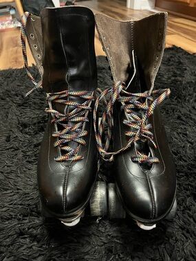 Vintage Riedell 120s Black Classic Roller Skates with Rainbow Laces